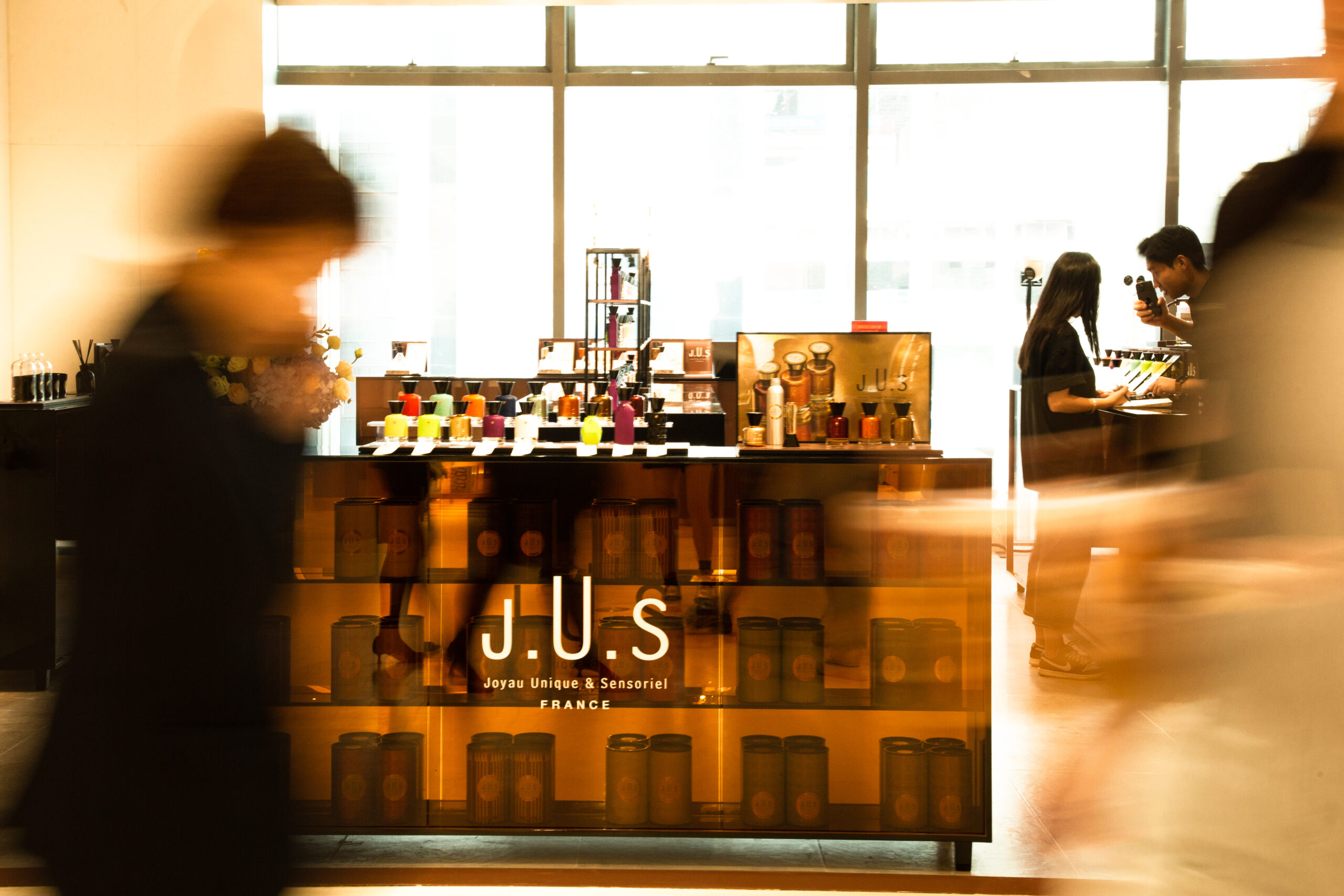 Pop-Up J.U.S Pop-Up J.U.S